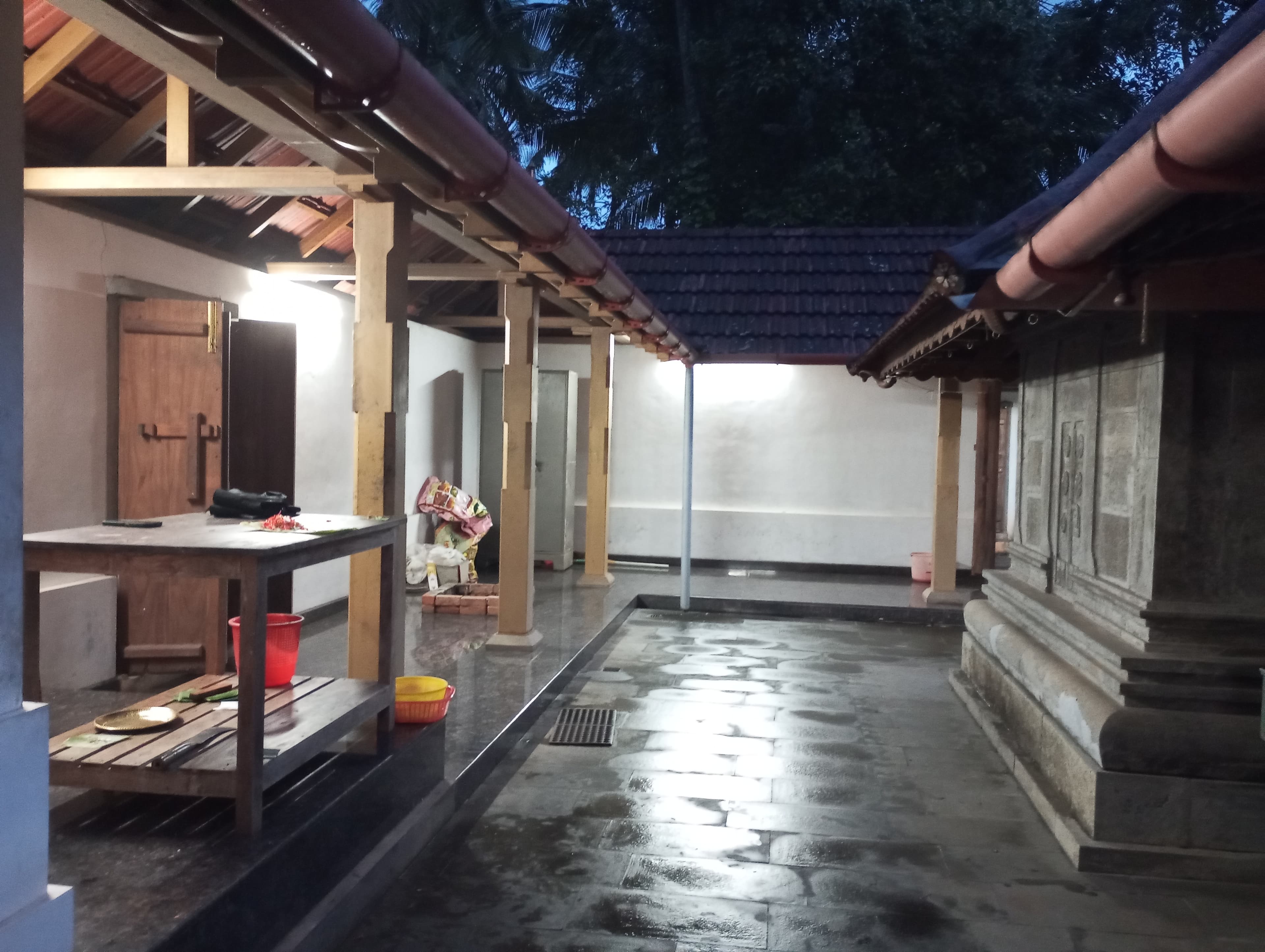 Perayattil Ambalakkandy Subrahmanya Temple gallery 3