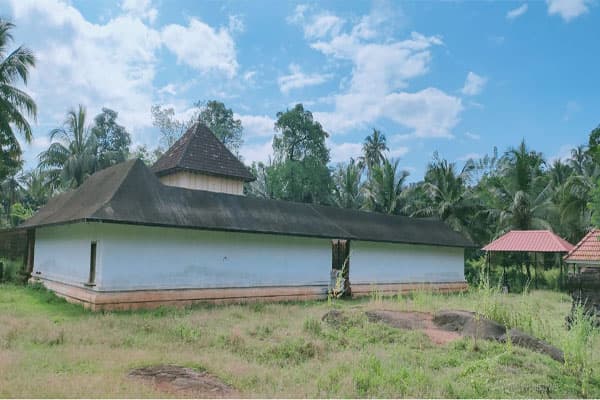 VENNAYUR SREE SUBRAMANYA SWAMY KSHETHRAM  (Unit Of Kizhakke Covilakam Central Devaswam) gallery 2