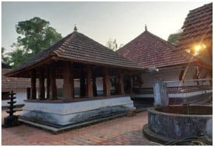 CHERUKUNNU BHAGAVATHY KSHETHRAM(Unit of Kizhakke Covilakam Central Devaswam) gallery 4