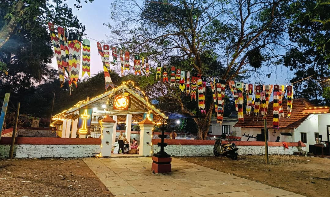 Parappur Sree Kurumba kavu Temple gallery 3