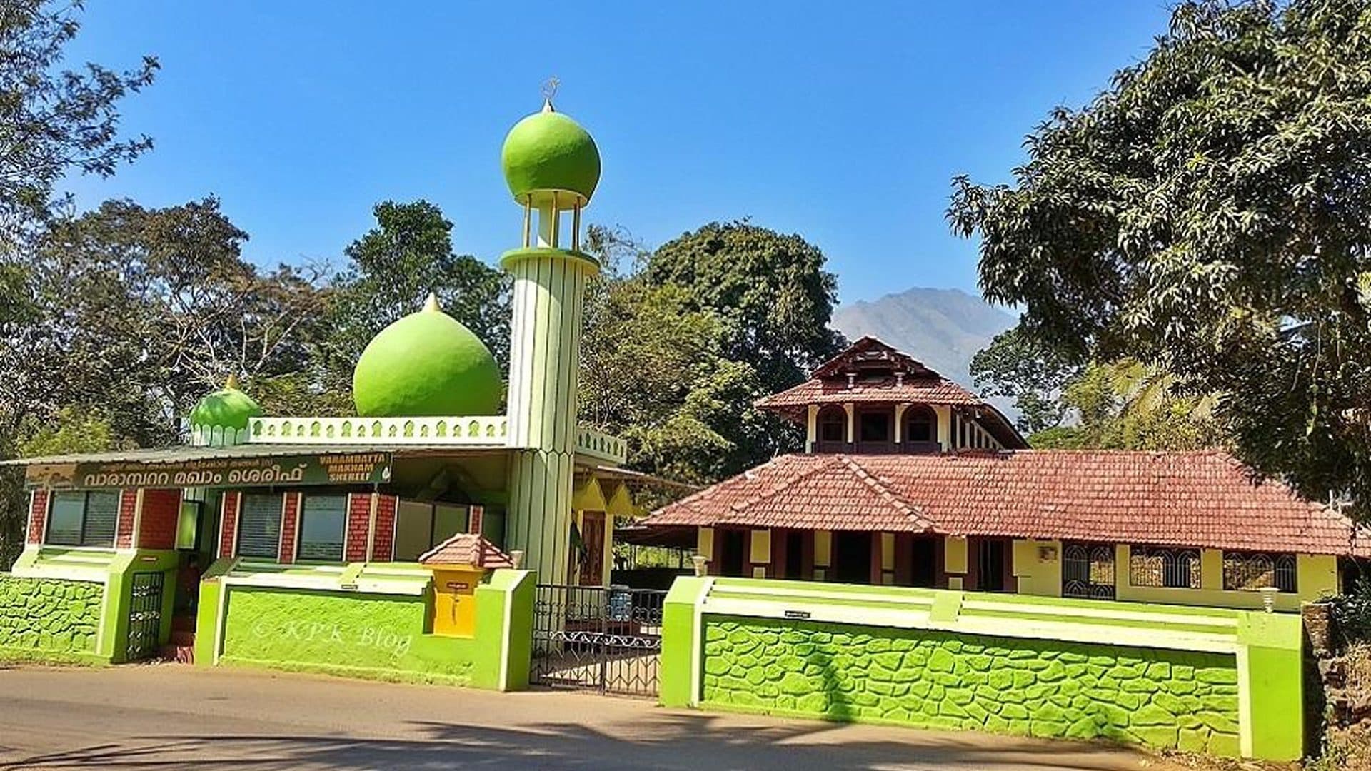 Varambetta Mosque-Temple complex